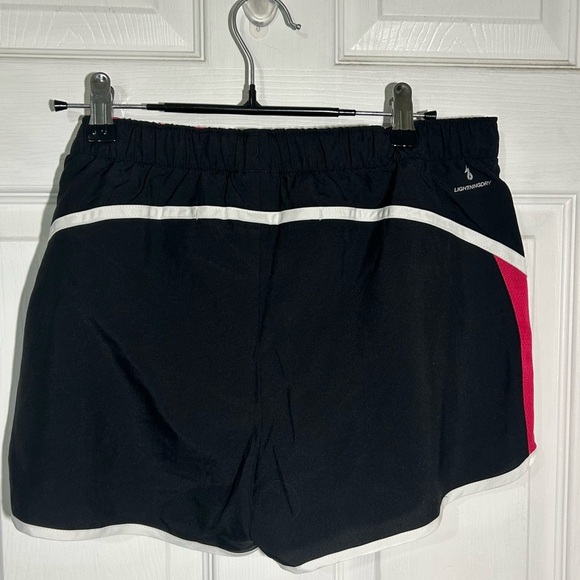 New Balance Women's Momentum Running Shorts Medium Black Hot Neon Pink White NWT - Picture 7 of 12